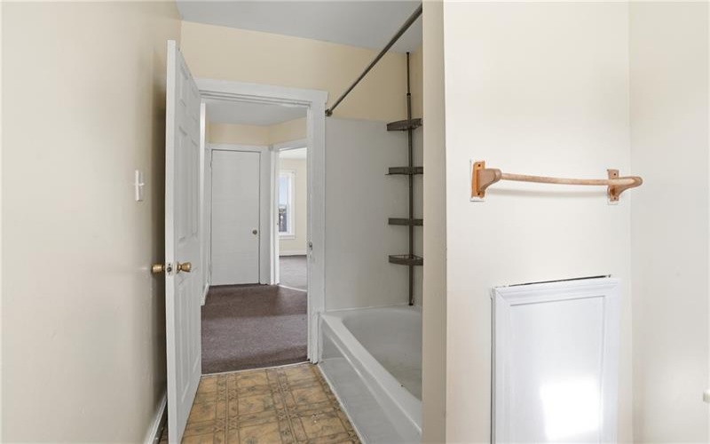 144 Ridge Avenue, New Kensington, 15068, ,Multi-unit,For Sale,Ridge Avenue,1747220