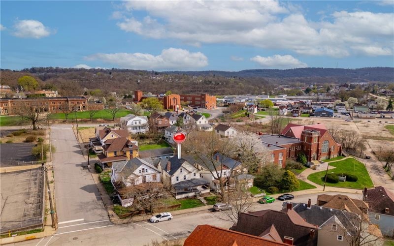 144 Ridge Avenue, New Kensington, 15068, ,Multi-unit,For Sale,Ridge Avenue,1747220