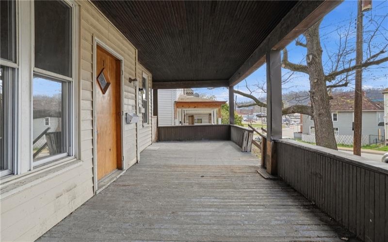 144 Ridge Avenue, New Kensington, 15068, ,Multi-unit,For Sale,Ridge Avenue,1747220