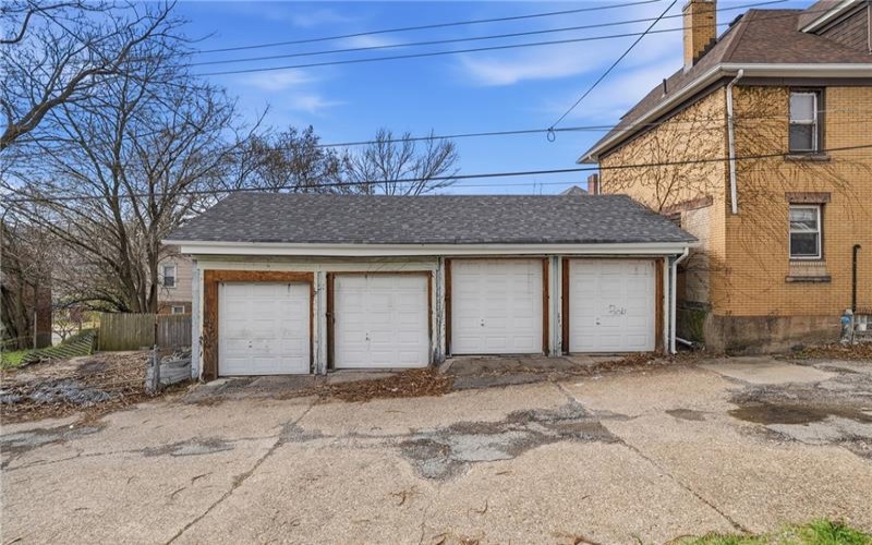 144 Ridge Avenue, New Kensington, 15068, ,Multi-unit,For Sale,Ridge Avenue,1747220