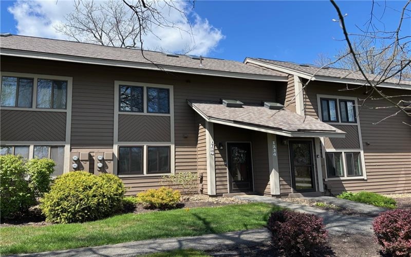 1234 Gristmill Lane, Hidden Valley, 15502, 1 Bedroom Bedrooms, 6 Rooms Rooms,0.2 BathroomBathrooms,Residential,For Sale,Gristmill Lane,1745016