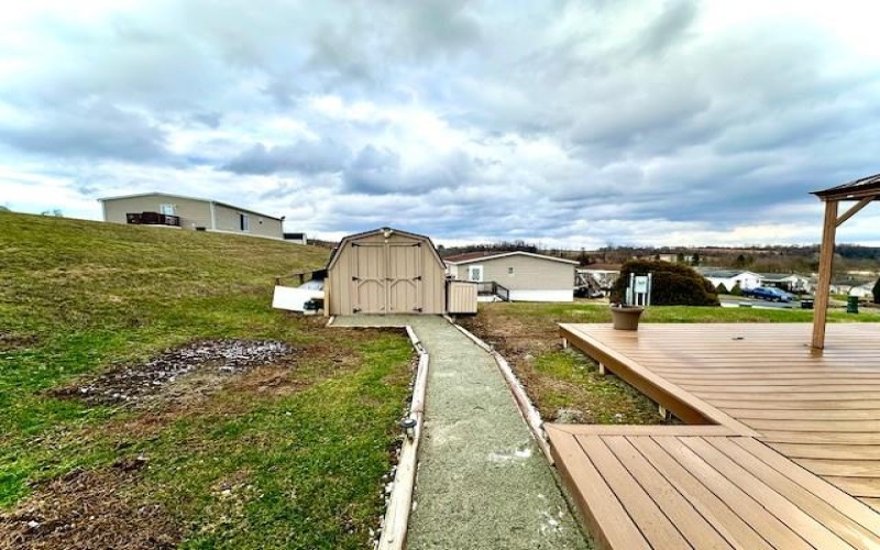 203 Knight Dr, Rostraver Township, 15012, 3 Bedrooms Bedrooms, ,2 BathroomsBathrooms,Residential,For Sale,Knight Dr,1739773