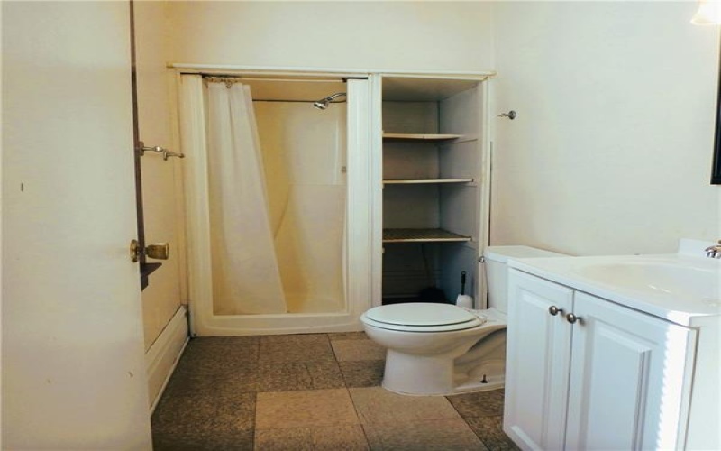 360 Duncan Ave, Washington, 15301, 1 Bedroom Bedrooms, ,1 BathroomBathrooms,Lease,For Rent,Duncan Ave,1725998