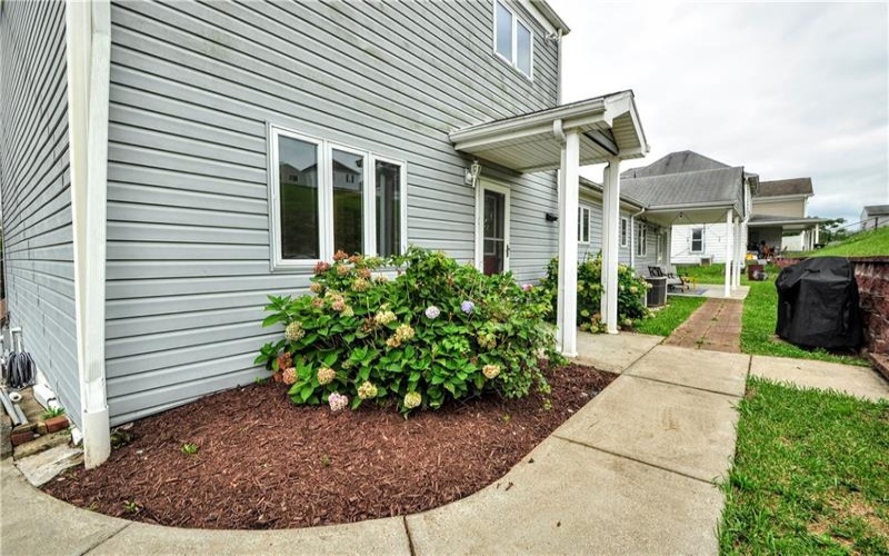 137 Vine St, Canonsburg, 15317, 3 Bedrooms Bedrooms, ,2 BathroomsBathrooms,Residential,For Sale,Vine St,1736648