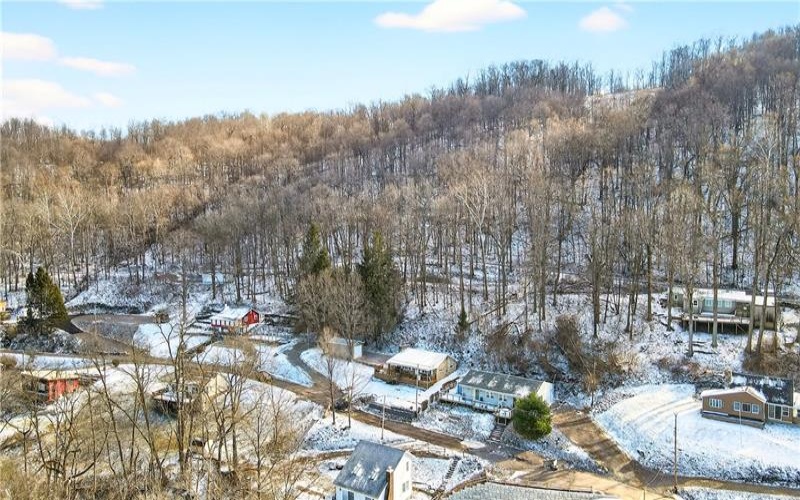 447 Lake Side Rd, Addison, 15411, 2 Bedrooms Bedrooms, ,1 BathroomBathrooms,Residential,For Sale,Lake Side Rd,1736672