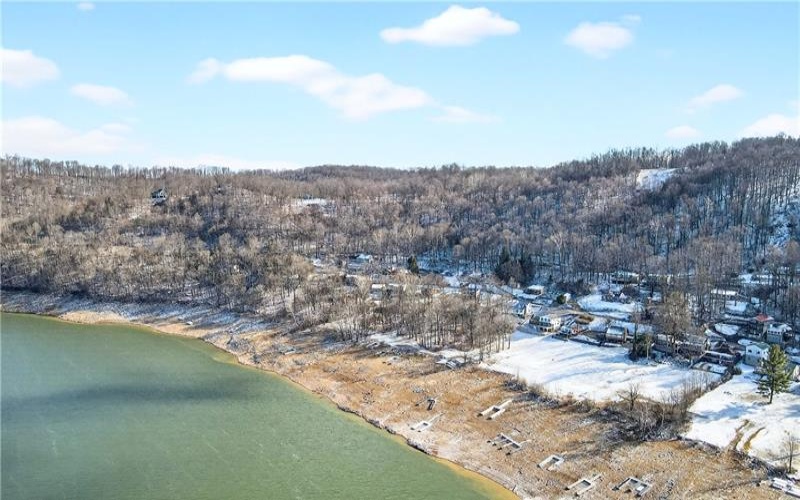 447 Lake Side Rd, Addison, 15411, 2 Bedrooms Bedrooms, ,1 BathroomBathrooms,Residential,For Sale,Lake Side Rd,1736672