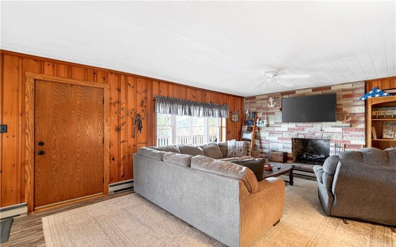 447 Lake Side Rd, Addison, 15411, 2 Bedrooms Bedrooms, ,1 BathroomBathrooms,Residential,For Sale,Lake Side Rd,1736672