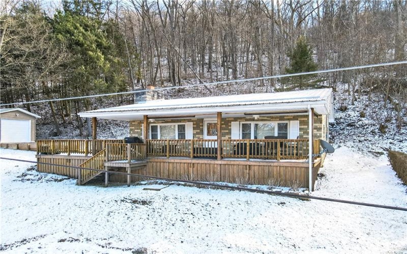 447 Lake Side Rd, Addison, 15411, 2 Bedrooms Bedrooms, ,1 BathroomBathrooms,Residential,For Sale,Lake Side Rd,1736672