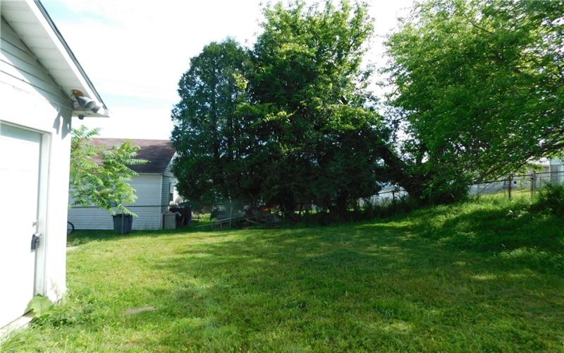 120 Bailey Avenue, Uniontown, 15401, 2 Bedrooms Bedrooms, ,1 BathroomBathrooms,Residential,For Sale,Bailey Avenue,1739858
