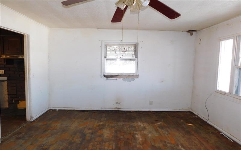 120 Bailey Avenue, Uniontown, 15401, 2 Bedrooms Bedrooms, ,1 BathroomBathrooms,Residential,For Sale,Bailey Avenue,1739858