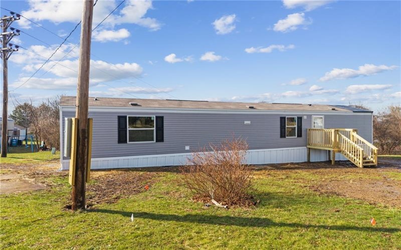 125 Laurel View Dr, Mount Pleasant, 15666, 2 Bedrooms Bedrooms, ,2 BathroomsBathrooms,Residential,For Sale,Laurel View Dr,1742640