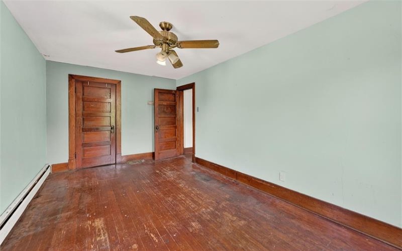1824 Jefferson Ave, Washington, 15301, 3 Bedrooms Bedrooms, 7 Rooms Rooms,1 BathroomBathrooms,Residential,For Sale,Jefferson Ave,1745069