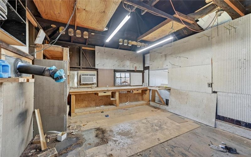 1824 Jefferson Ave, Washington, 15301, 3 Bedrooms Bedrooms, 7 Rooms Rooms,1 BathroomBathrooms,Residential,For Sale,Jefferson Ave,1745069