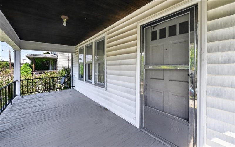 1824 Jefferson Ave, Washington, 15301, 3 Bedrooms Bedrooms, 7 Rooms Rooms,1 BathroomBathrooms,Residential,For Sale,Jefferson Ave,1745069