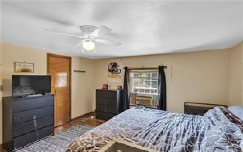 2052 Main St, Claridge, 15623, 2 Bedrooms Bedrooms, 5 Rooms Rooms,1.1 BathroomsBathrooms,Residential,For Sale,Main St,1742653