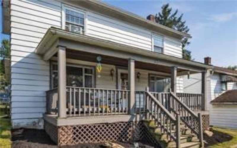2052 Main St, Claridge, 15623, 2 Bedrooms Bedrooms, 5 Rooms Rooms,1.1 BathroomsBathrooms,Residential,For Sale,Main St,1742653