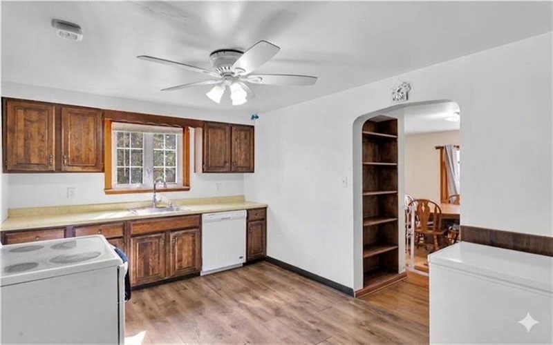 2052 Main St, Claridge, 15623, 2 Bedrooms Bedrooms, 5 Rooms Rooms,1.1 BathroomsBathrooms,Residential,For Sale,Main St,1742653