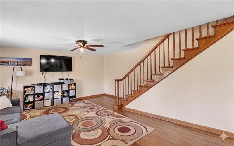2052 Main St, Claridge, 15623, 2 Bedrooms Bedrooms, 5 Rooms Rooms,1.1 BathroomsBathrooms,Residential,For Sale,Main St,1742653