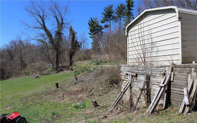 283 Duck Hollow Road, Uniontown, 15401, 2 Bedrooms Bedrooms, 5 Rooms Rooms,2 BathroomsBathrooms,Residential,For Sale,Duck Hollow Road,1745092