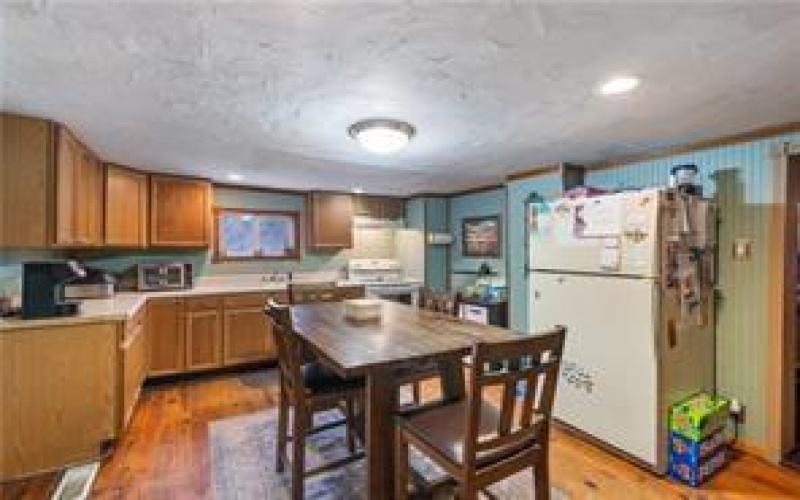 283 Duck Hollow Road, Uniontown, 15401, 2 Bedrooms Bedrooms, 5 Rooms Rooms,2 BathroomsBathrooms,Residential,For Sale,Duck Hollow Road,1745092