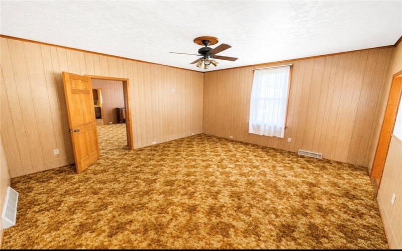1206 Chestnut St, Connellsville, 15425, 6 Bedrooms Bedrooms, 13 Rooms Rooms,2 BathroomsBathrooms,Residential,For Sale,Chestnut St,1745143