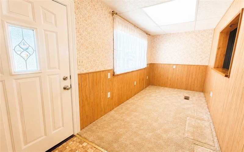 1206 Chestnut St, Connellsville, 15425, 6 Bedrooms Bedrooms, 13 Rooms Rooms,2 BathroomsBathrooms,Residential,For Sale,Chestnut St,1745143