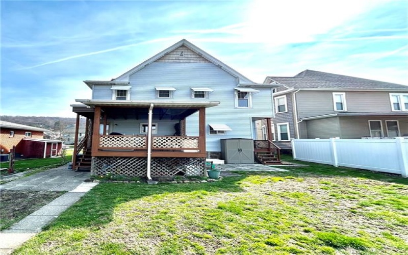 1206 Chestnut St, Connellsville, 15425, 6 Bedrooms Bedrooms, 13 Rooms Rooms,2 BathroomsBathrooms,Residential,For Sale,Chestnut St,1745143