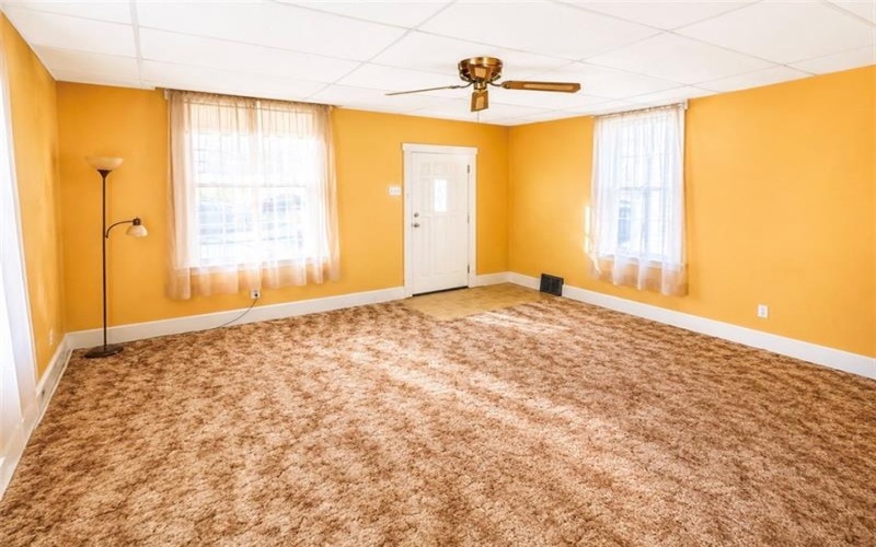 1206 Chestnut St, Connellsville, 15425, 6 Bedrooms Bedrooms, 13 Rooms Rooms,2 BathroomsBathrooms,Residential,For Sale,Chestnut St,1745143