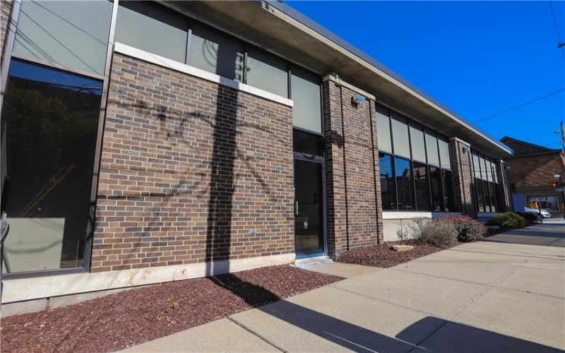 226 Main St, Irwin, 15642, ,Commercial-industrial-business,For Sale,Main St,1731964