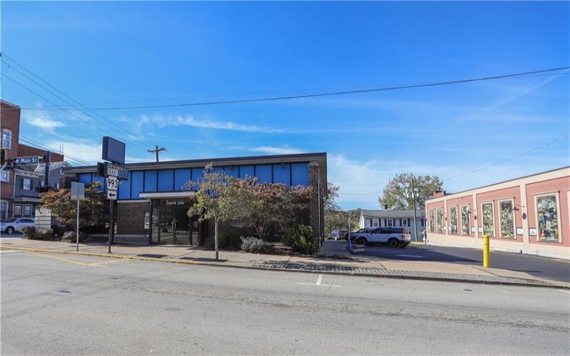 226 Main St, Irwin, 15642, ,Commercial-industrial-business,For Sale,Main St,1731964