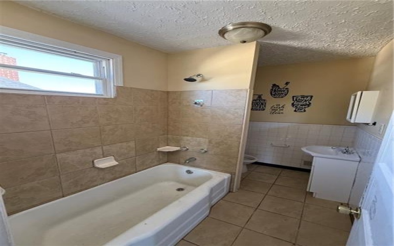 1144 Dennis Avenue, Monessen, 15062, 2 Bedrooms Bedrooms, ,1 BathroomBathrooms,Residential,For Sale,Dennis Avenue,1726038