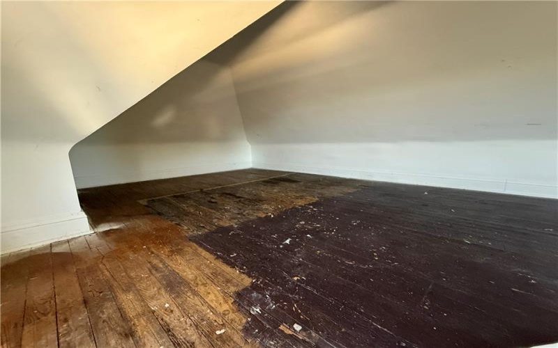 1144 Dennis Avenue, Monessen, 15062, 2 Bedrooms Bedrooms, ,1 BathroomBathrooms,Residential,For Sale,Dennis Avenue,1726038