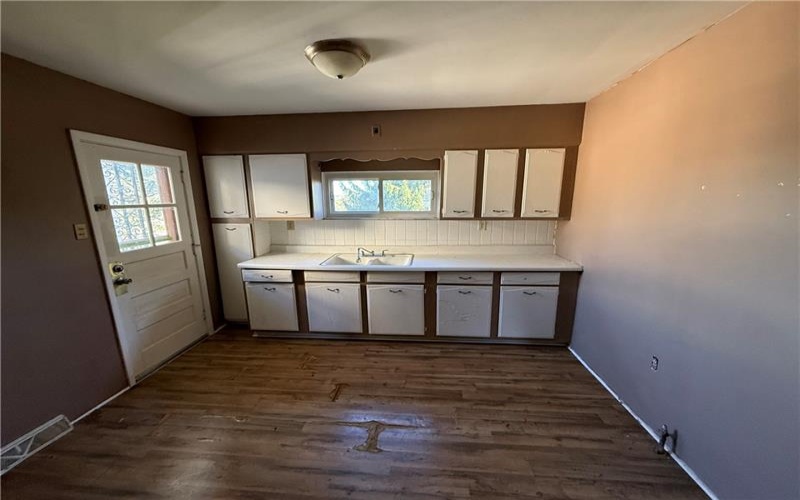 1144 Dennis Avenue, Monessen, 15062, 2 Bedrooms Bedrooms, ,1 BathroomBathrooms,Residential,For Sale,Dennis Avenue,1726038
