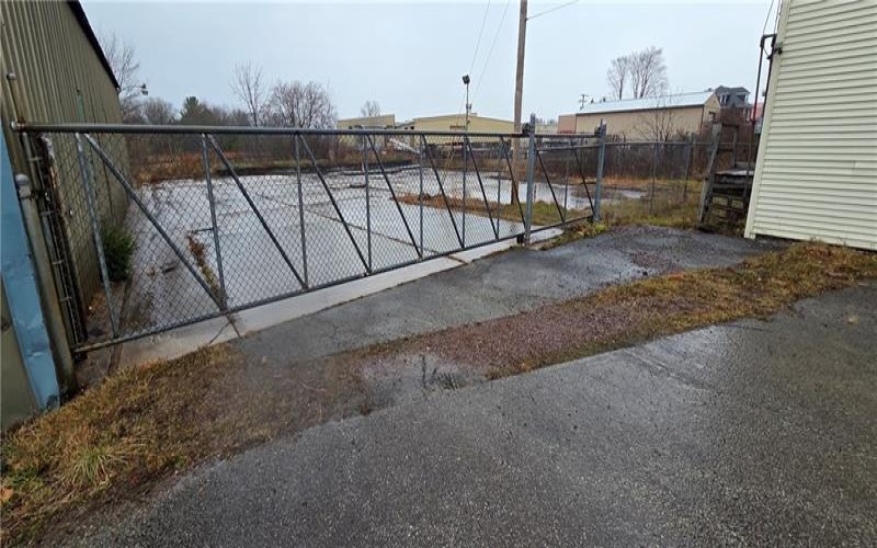 702 Kimberly Ave, Somerset, 15501, ,Commercial-industrial-business,For Sale,Kimberly Ave,1731979