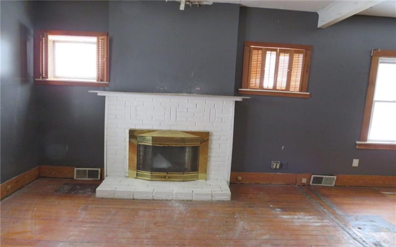 2189 Dunn Station Rd, Prosperity, 15329, 3 Bedrooms Bedrooms, 8 Rooms Rooms,1 BathroomBathrooms,Residential,For Sale,Dunn Station Rd,1739908
