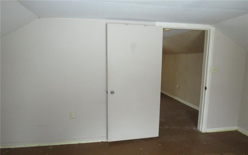 2189 Dunn Station Rd, Prosperity, 15329, 3 Bedrooms Bedrooms, 8 Rooms Rooms,1 BathroomBathrooms,Residential,For Sale,Dunn Station Rd,1739908