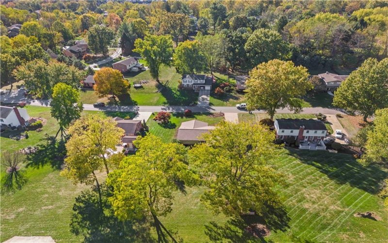 106 Stratford Drive, McMurray, 15317, 3 Bedrooms Bedrooms, 10 Rooms Rooms,3 BathroomsBathrooms,Residential,For Sale,Stratford Drive,1726047
