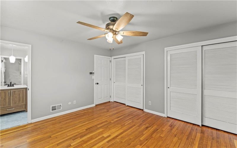 106 Stratford Drive, McMurray, 15317, 3 Bedrooms Bedrooms, 10 Rooms Rooms,3 BathroomsBathrooms,Residential,For Sale,Stratford Drive,1726047