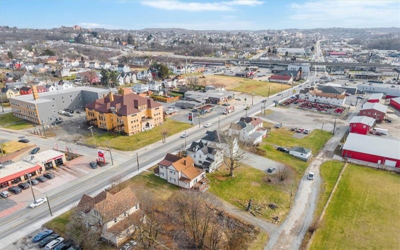 1099-1095 Jefferson Ave, Washington, 15301, 2 Bedrooms Bedrooms, ,1.1 BathroomsBathrooms,Residential,For Sale,Jefferson Ave,1739910