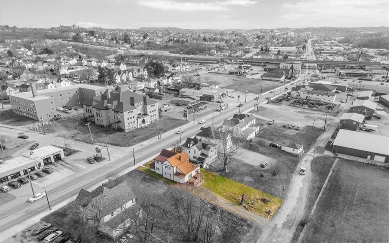 1099-1095 Jefferson Ave, Washington, 15301, 2 Bedrooms Bedrooms, ,1.1 BathroomsBathrooms,Residential,For Sale,Jefferson Ave,1739910