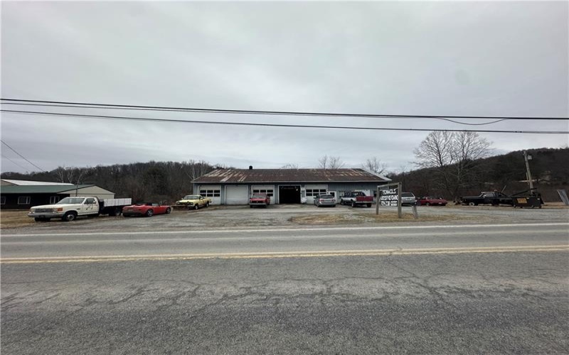 209 Route 271, Ligonier, 15658, ,Commercial-industrial-business,For Sale,Route 271,1742674