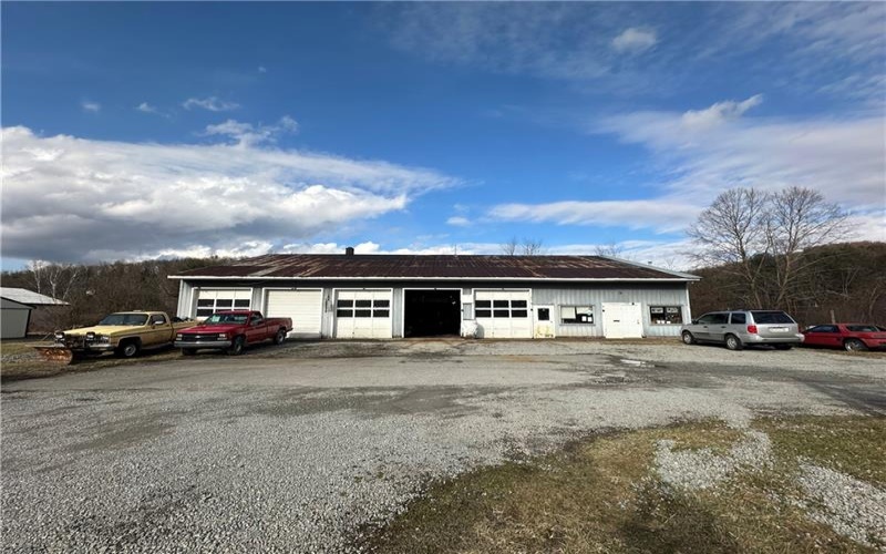 209 Route 271, Ligonier, 15658, ,Commercial-industrial-business,For Sale,Route 271,1742674