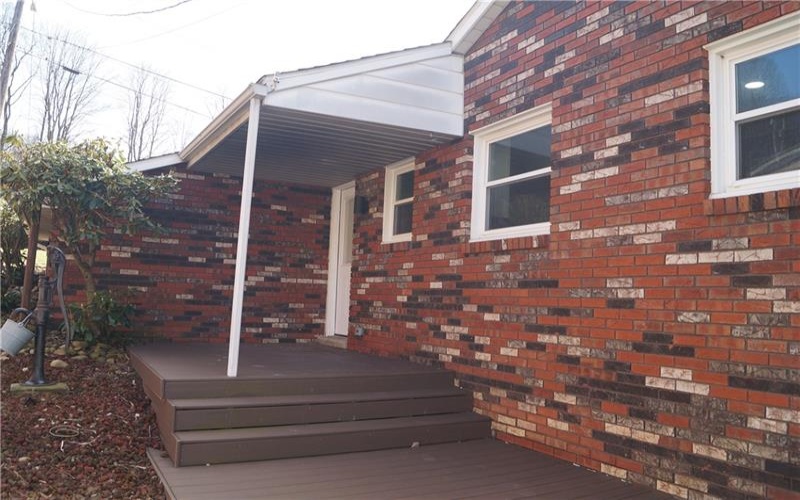 412 Jane St, Jeannette, 15644, 3 Bedrooms Bedrooms, 6 Rooms Rooms,3 BathroomsBathrooms,Residential,For Sale,Jane St,1742678
