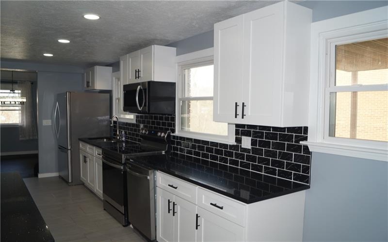 412 Jane St, Jeannette, 15644, 3 Bedrooms Bedrooms, 6 Rooms Rooms,3 BathroomsBathrooms,Residential,For Sale,Jane St,1742678