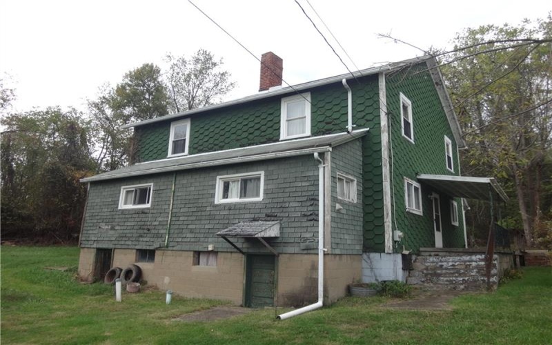 916 Coal Street, Republic, 15475, 2 Bedrooms Bedrooms, ,1 BathroomBathrooms,Residential,For Sale,Coal Street,1726057