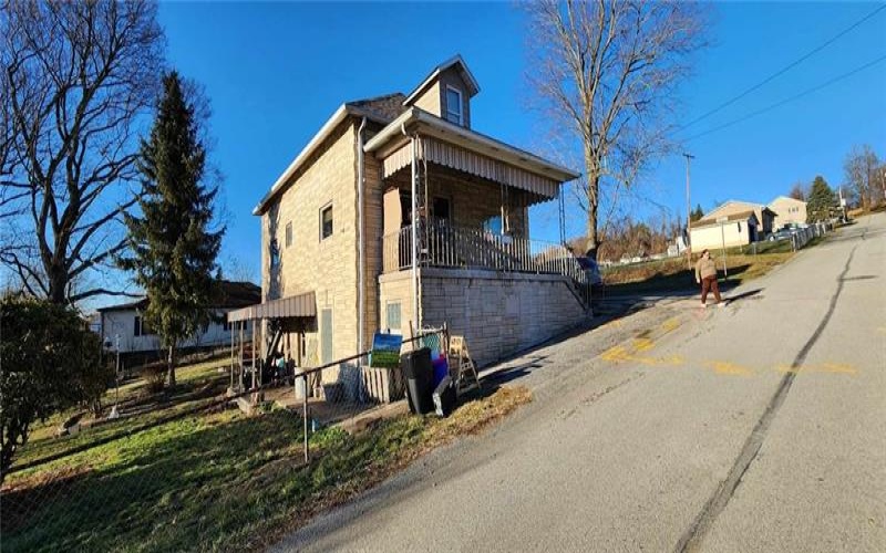 2013 East St, Cardale, 15420, 3 Bedrooms Bedrooms, ,1 BathroomBathrooms,Residential,For Sale,East St,1739913