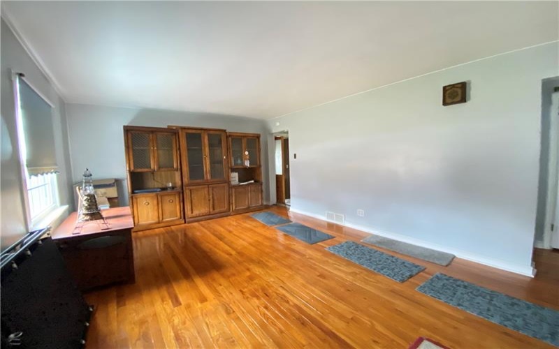 11 Washington Dr, Monessen, 15062, 4 Bedrooms Bedrooms, 8 Rooms Rooms,2 BathroomsBathrooms,Residential,For Sale,Washington Dr,1742684