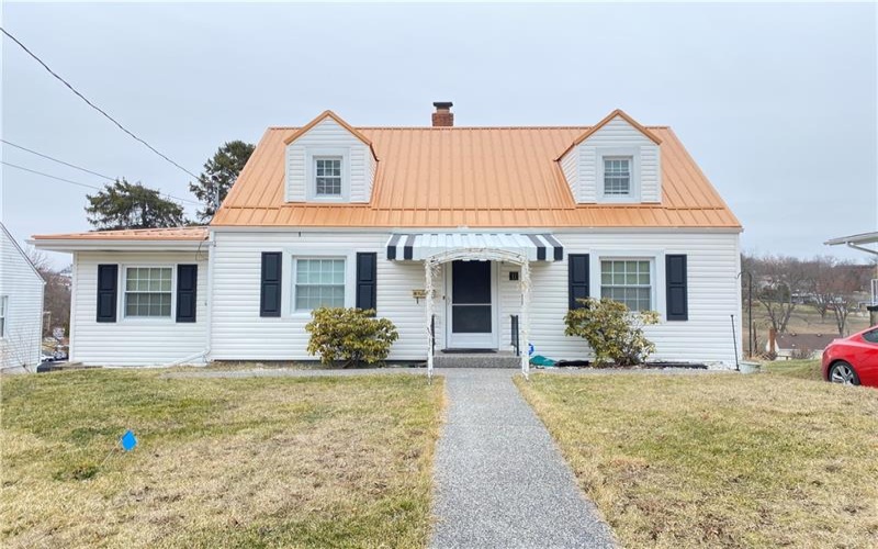 11 Washington Dr, Monessen, 15062, 4 Bedrooms Bedrooms, 8 Rooms Rooms,2 BathroomsBathrooms,Residential,For Sale,Washington Dr,1742684