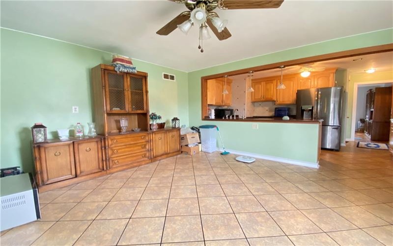 11 Washington Dr, Monessen, 15062, 4 Bedrooms Bedrooms, 8 Rooms Rooms,2 BathroomsBathrooms,Residential,For Sale,Washington Dr,1742684