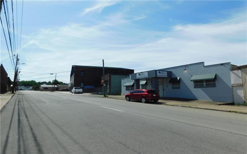 1250 Fayette Street, Uniontown, 15401, ,Commercial-industrial-business,For Sale,Fayette Street,1739923